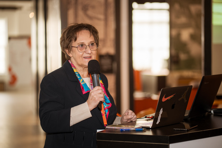 Maša Jazbec, Janja Širnik